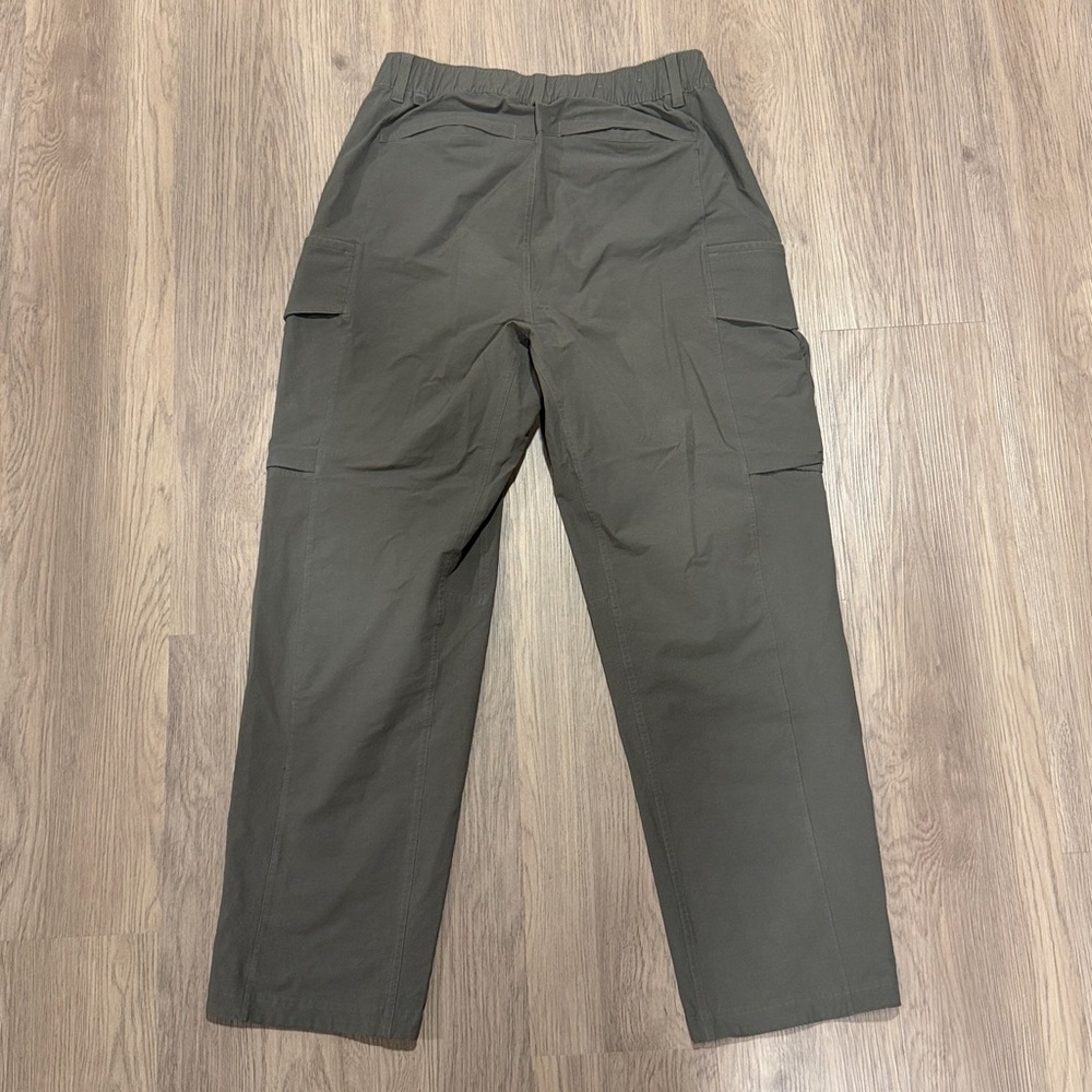 Men's Lululemon Cargo Pants - Picture 3 of 4